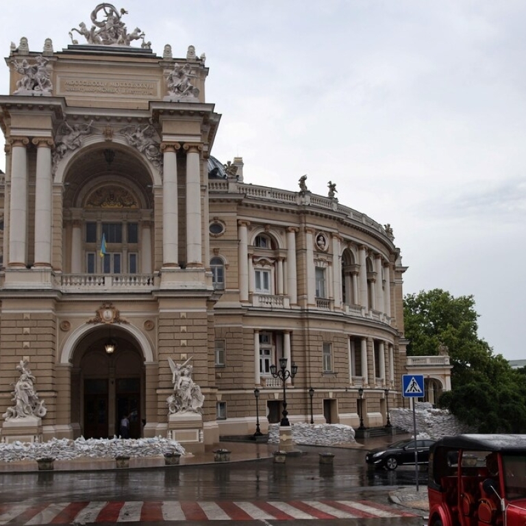 Patrimoines en r&eacute;sistance, de Tombouctou &agrave; Odessa