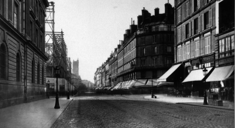 Charles Marville et Martial Caillebotte – Photographes d’architecture haussmannienne